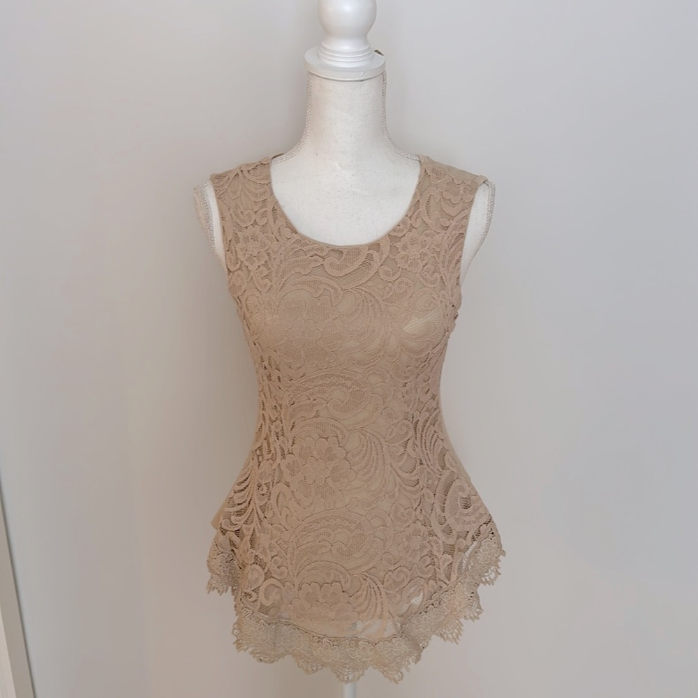 Beige Lace Sleeveless Top